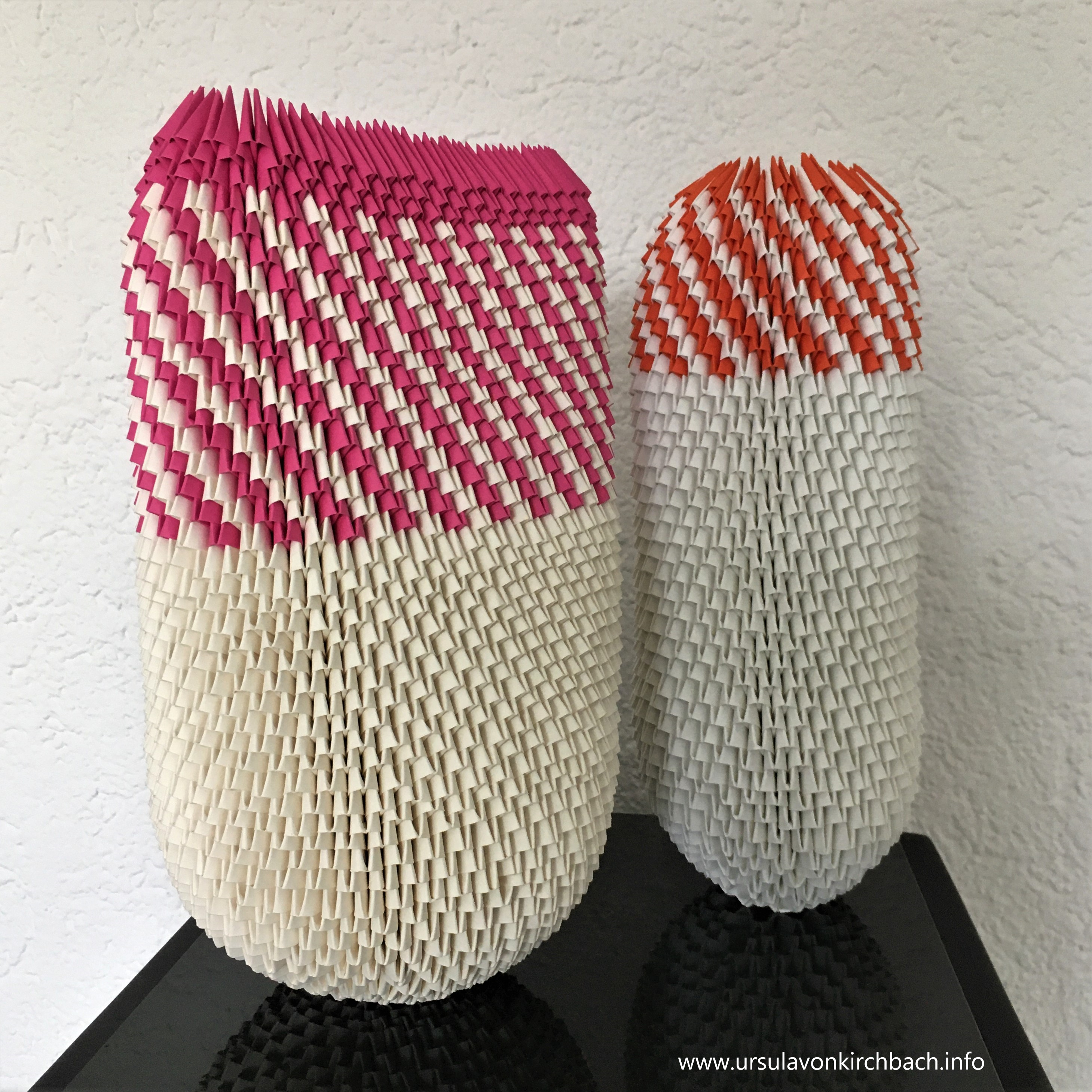 Papierschalen orange und pink